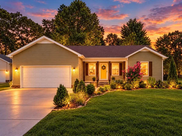 110 Collinwood Dr, Tullahoma, TN 37388