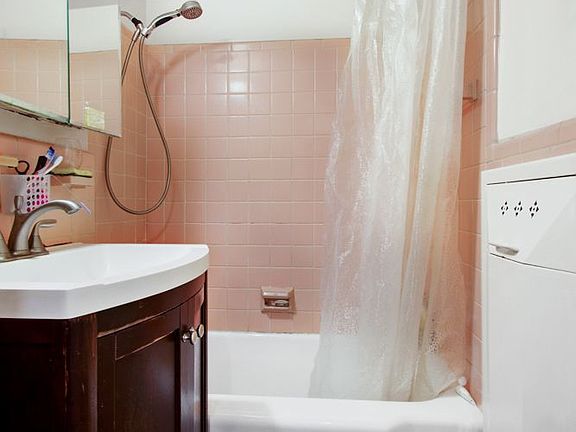 5th image of 35-31 85th St APT 5G