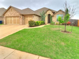 2305 NW 180th St, Norman, OK 73071