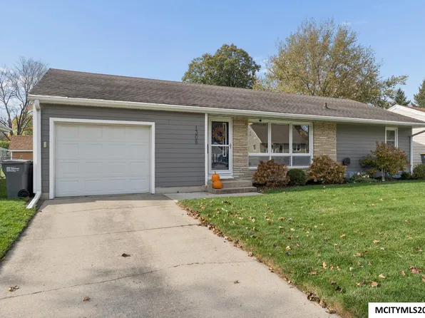 1308 N Hampshire Ave, Mason City, IA 50401