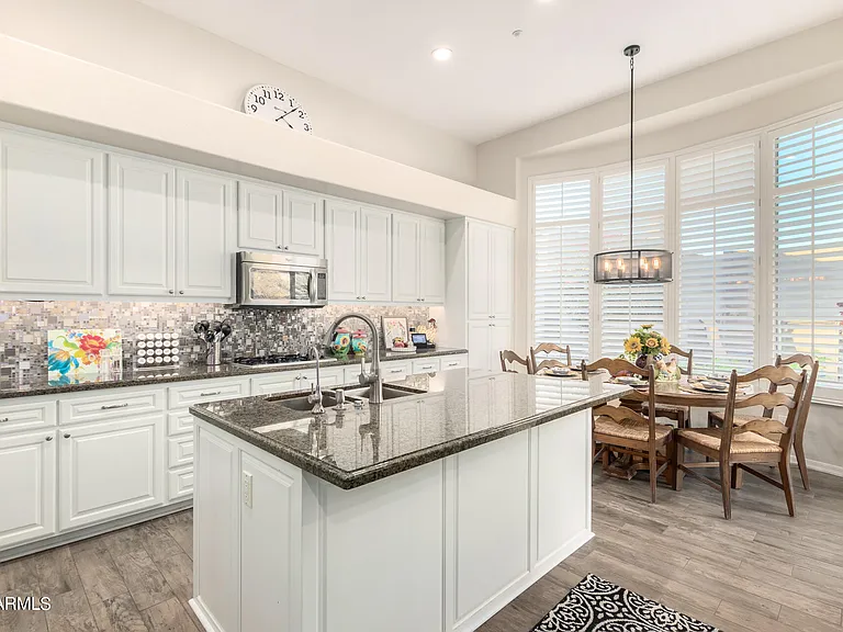 10602 E Blanche Dr — Photo 12