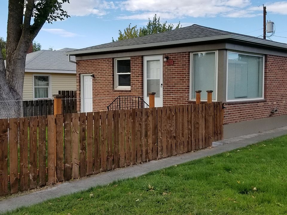 1st image of 807 W 12th St