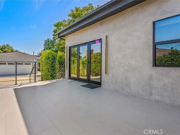 514 W Washington Blvd — Photo 39