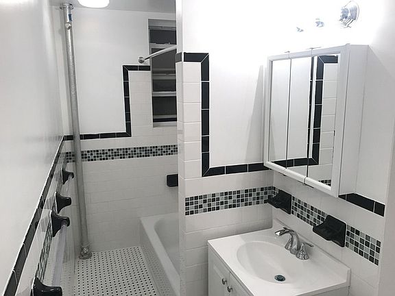 3rd image of 7402 Bay Pkwy #66