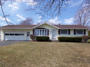 104 Whelehan Dr, Rochester, NY 14616