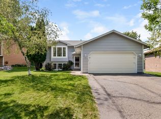 13066 Natchez Ave, Savage, MN 55378