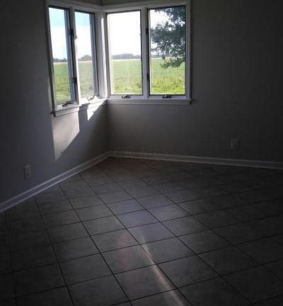 3rd image of 1730 Middle Pike
