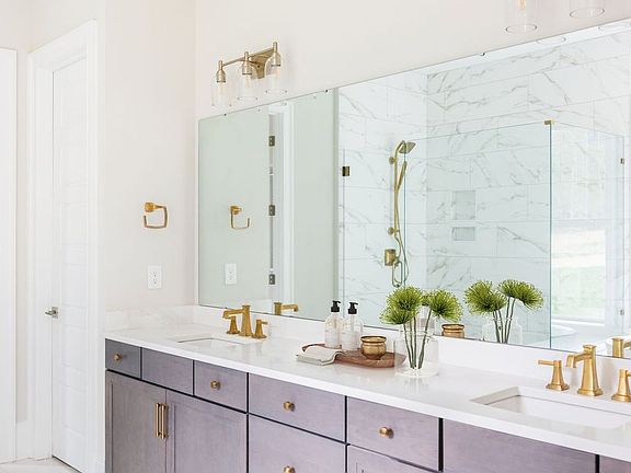 The Magnolia Bath