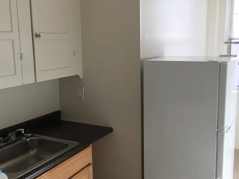 2436 N Charles St #22 — Photo 3