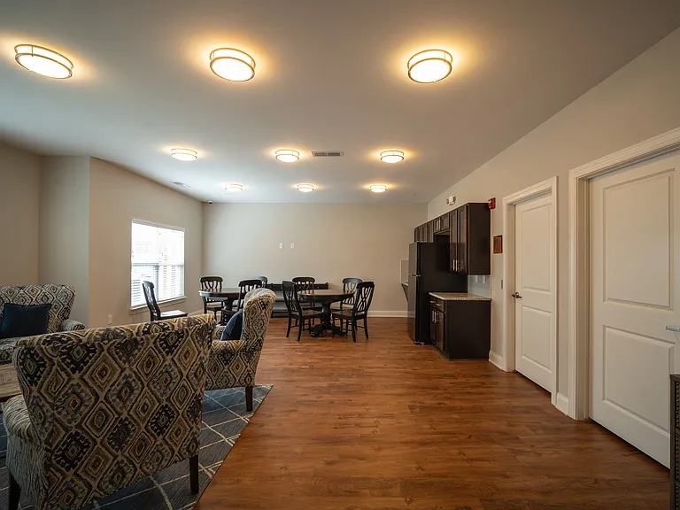 110 Fernwood Dr — Photo 32