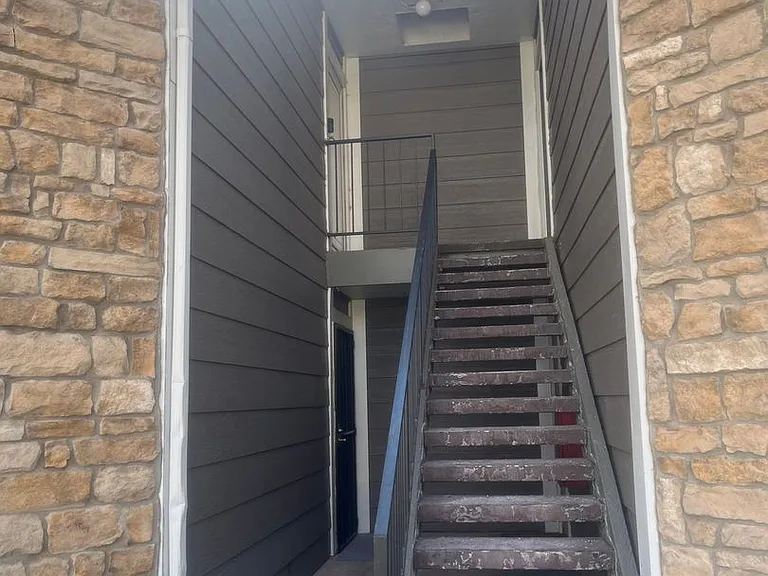 18163 E Kentucky Ave #202 — Photo 2