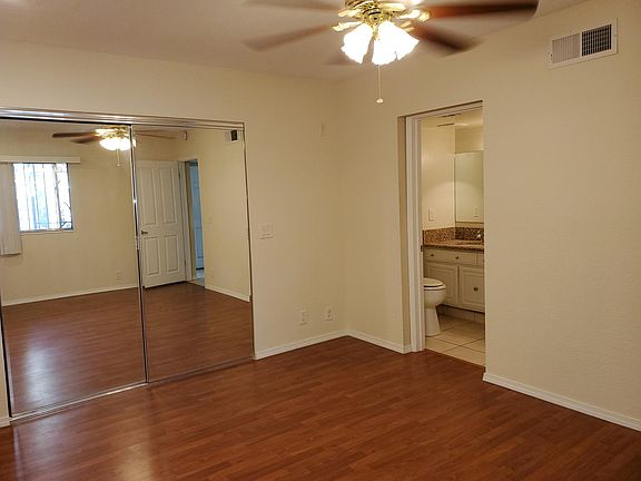 Second bedroom with ensuite bathroom