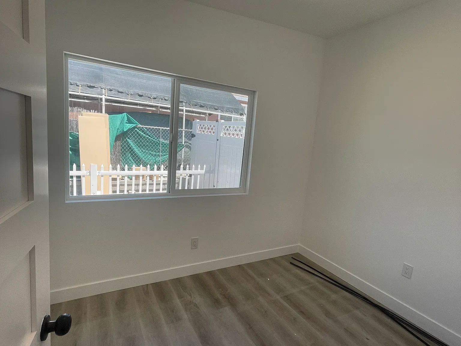 3 bed, 1300 sqft, $3,500 — Photo 3
