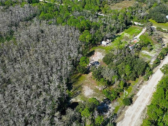 5th image of 22950 Tinas Ln