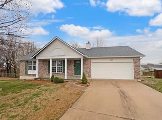14 Jimicee Ct, O'Fallon, MO 63366
