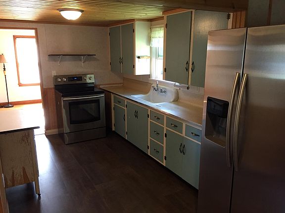5th image of 1229 N Park St