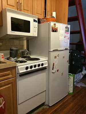 Rented by Daniel Forrester, LREB | media 9