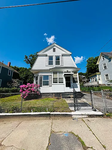 182 East St Photo 1