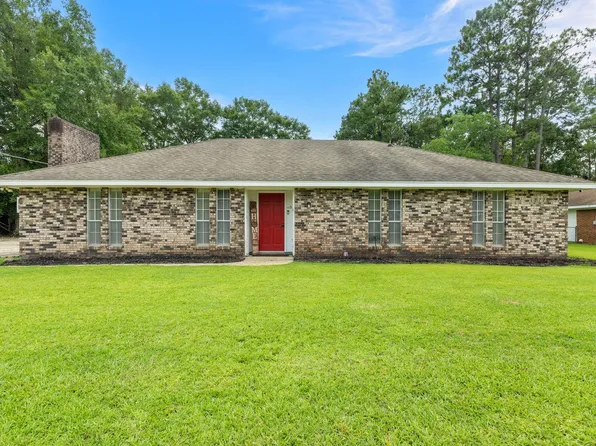 113 Tanglewood Dr, Hattiesburg, MS 39402