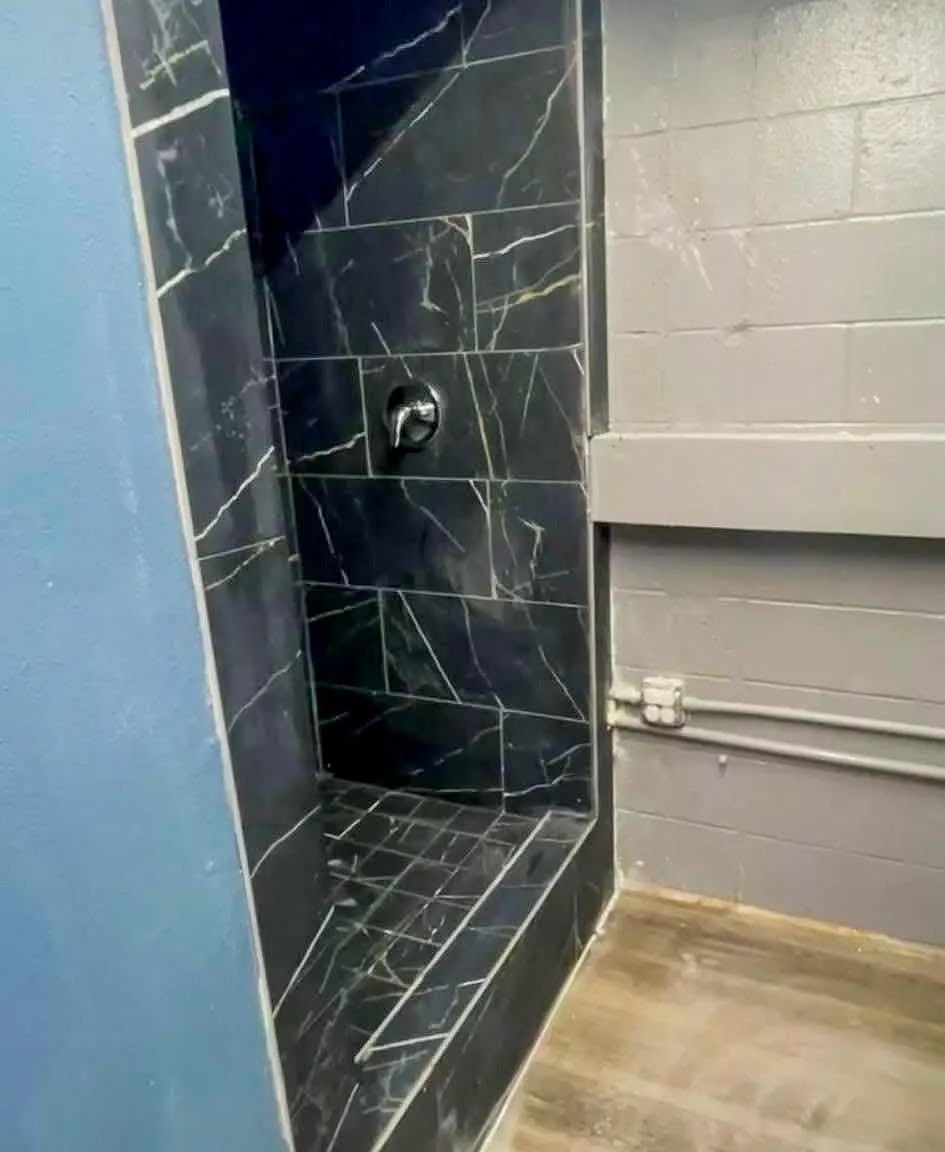 1 bed, 1.5 bath, 1056 sqft, $1,150 — Photo 4