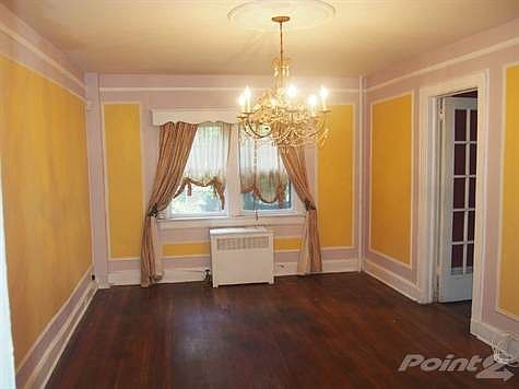415 Cedar Ave 1 Dining