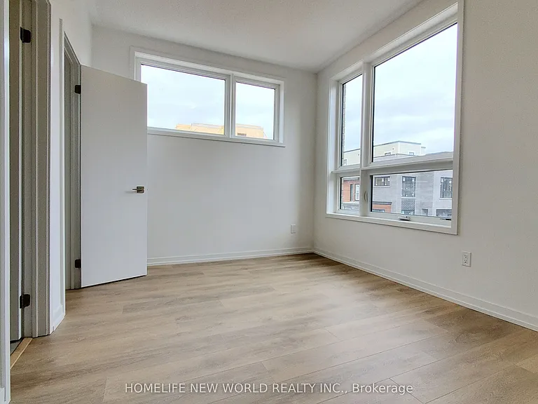 15 Lytham Green Cir #3 — Photo 15