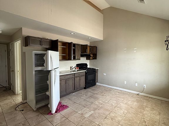 2nd image of 2154 Richmond Ter Floor 2