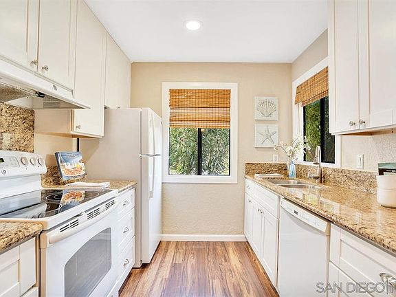 4th image of 10303 Caminito Aralia APT 95