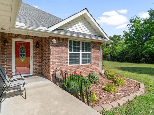 13460 S 590th Rd, Miami, OK 74354