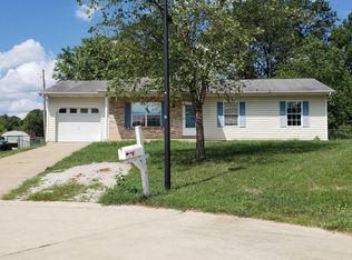 1004 Pin Oak Ct, Troy, MO 63379