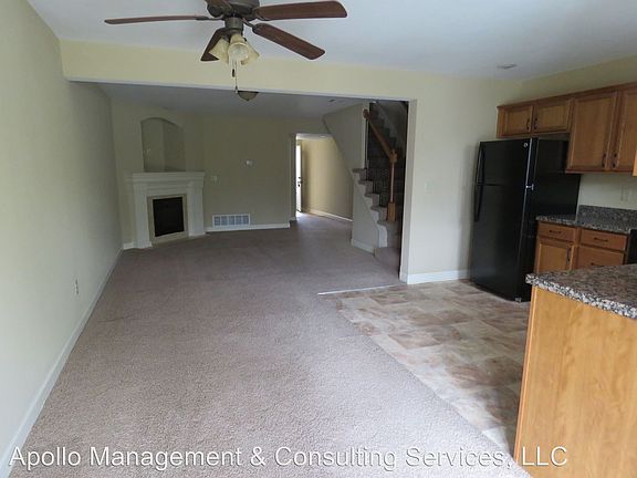 2nd image of 13727 Post Oak Ln