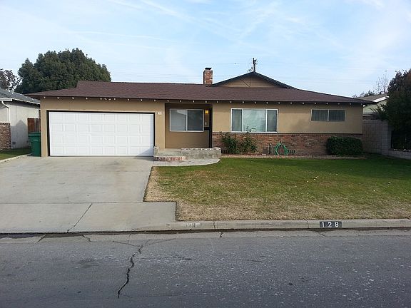 3rd image of 128 Sequoia Dr
