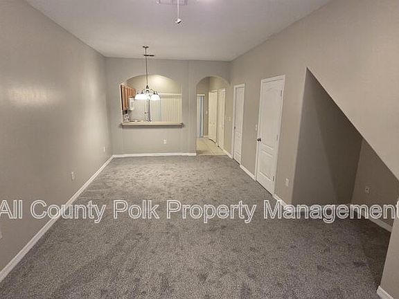 5th image of 4209 Winding Vine Dr