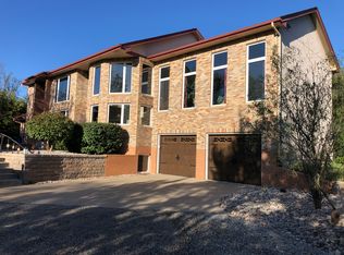 2644 SE Aquarius Dr, Topeka, KS 66605