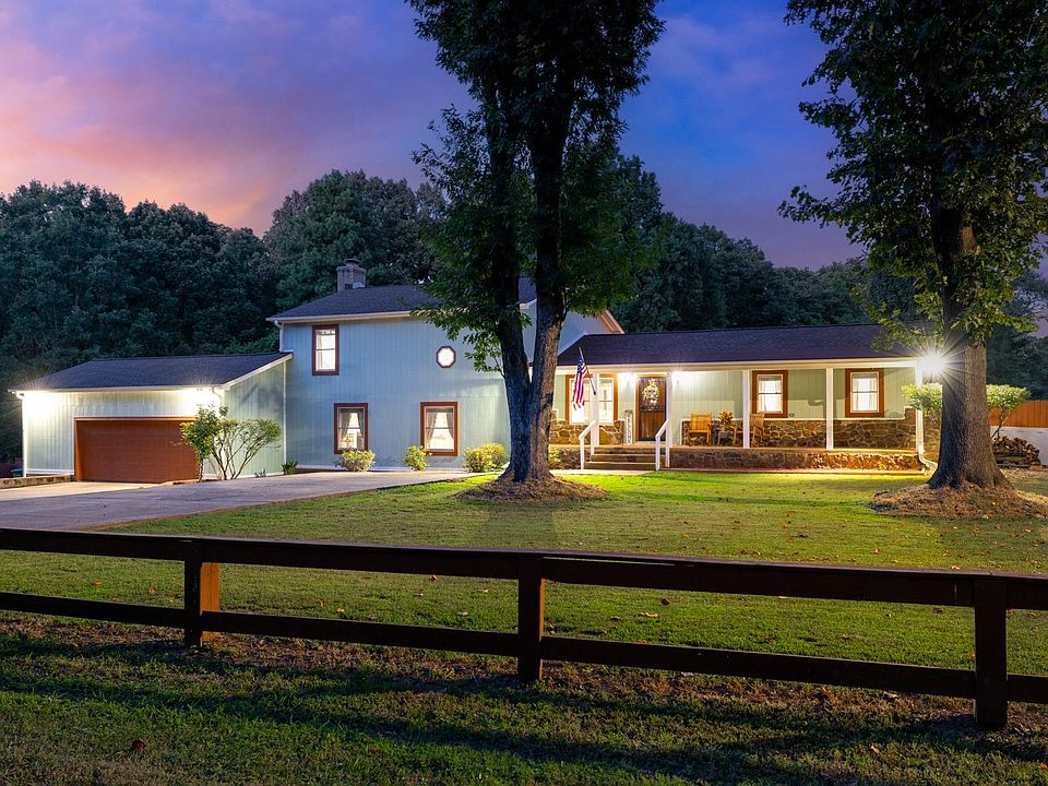 1st image of 215 Whitley Way