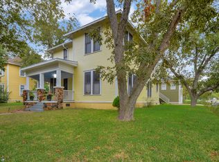 719 Porter St, Taylor, TX 76574