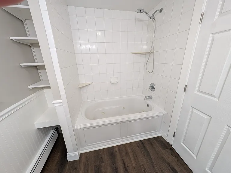 123 E Water St — Photo 2
