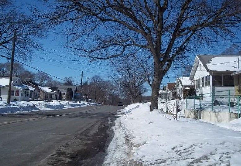 2nd image of 328 E Prospect St