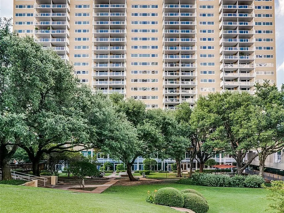 3883 Turtle Creek Blvd #418