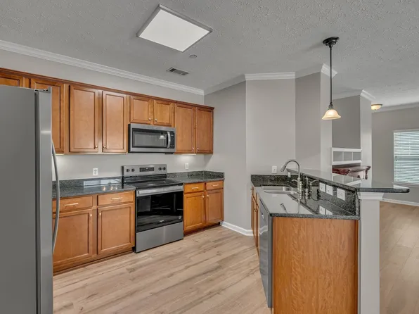 1033 Park Run Dr, Franklin, TN 37067