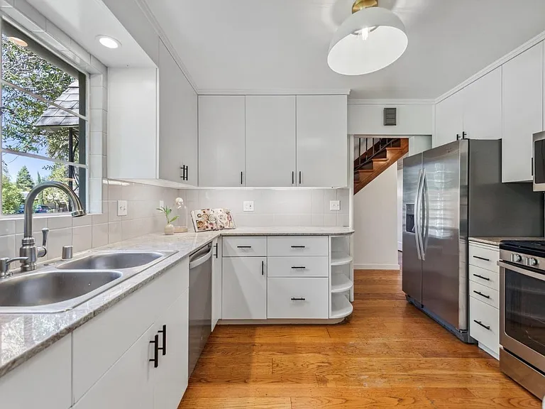 316 Laurel Ave — Photo 6