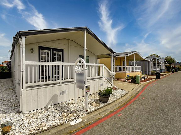 3rd image of 1220 Tasman Dr Space 11