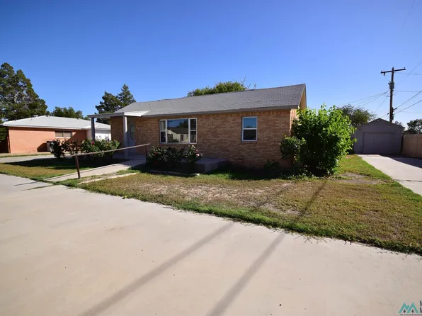 307 W 15th St, Portales, NM 88130