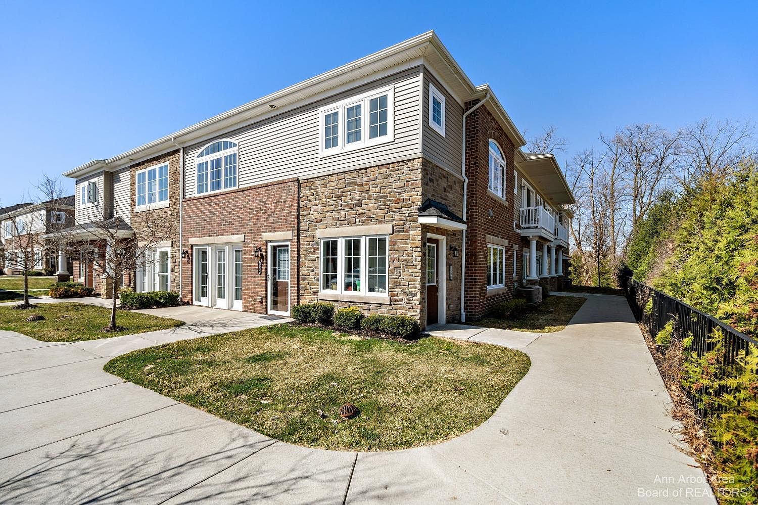 5570 Arbor Chase Dr, Ann Arbor, MI 48103 Zillow