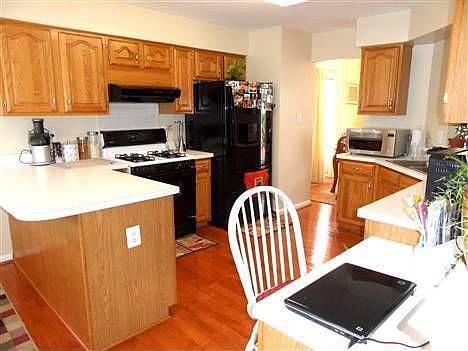 3rd image of 13814 Ashington Ct