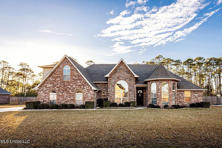 1st image of 6405 Savanna Dr