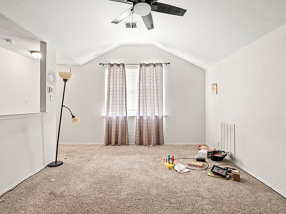 4th image of 5909 Pinyon Dr