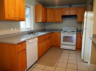 932 E 60th St, Tacoma, WA 98404
