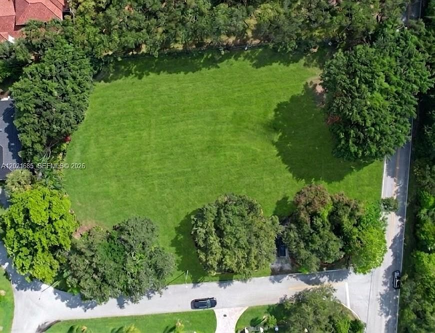 2nd image of Sierra Cir