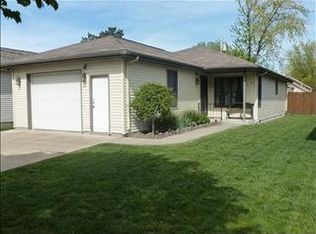 2226 Saint Clair St, Sandusky, OH 44870